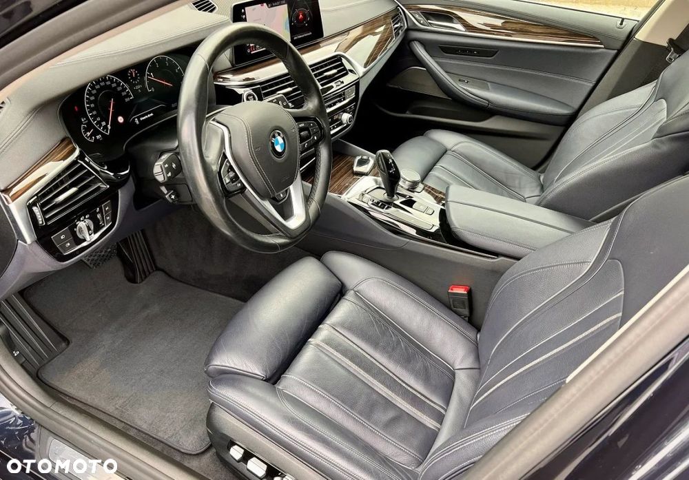 BMW Seria 5 520d M Sport Edition - 25