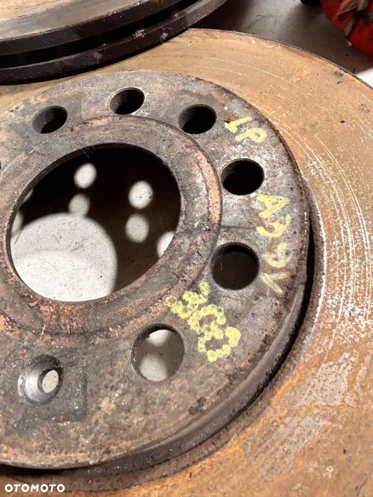 HAMULCE ZACISKI JARZMA TARCZE KOMPLET 300 MM 6792 G 6791 G LEWY PRAWY PRZÓD Audi A3 8V 0V4 - 4