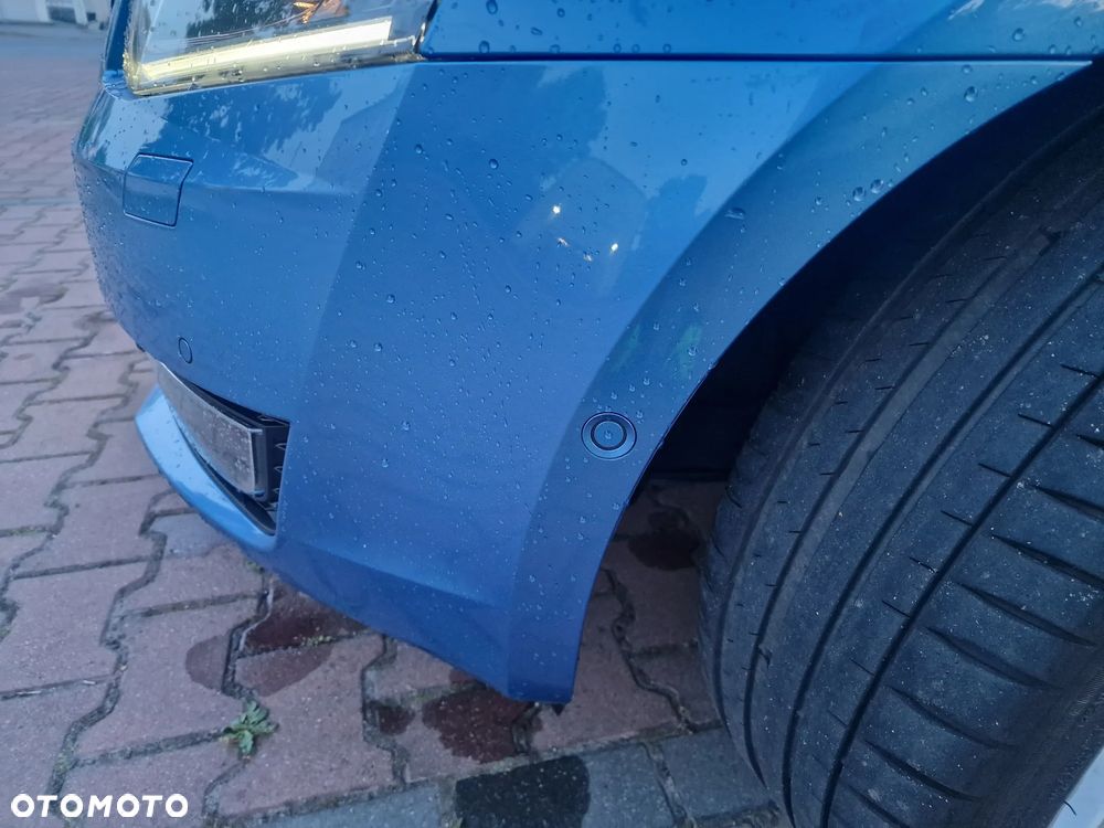 Skoda Octavia 2.0 TDI DSG Sportline - 35