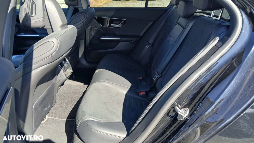 Mercedes-Benz C 300 e 9G-TRONIC AMG Line - 15