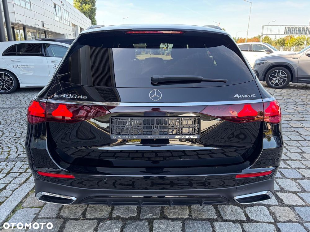 Mercedes-Benz Klasa E 300 de PHEV 4-Matic AMG 9G-Tronic - 5