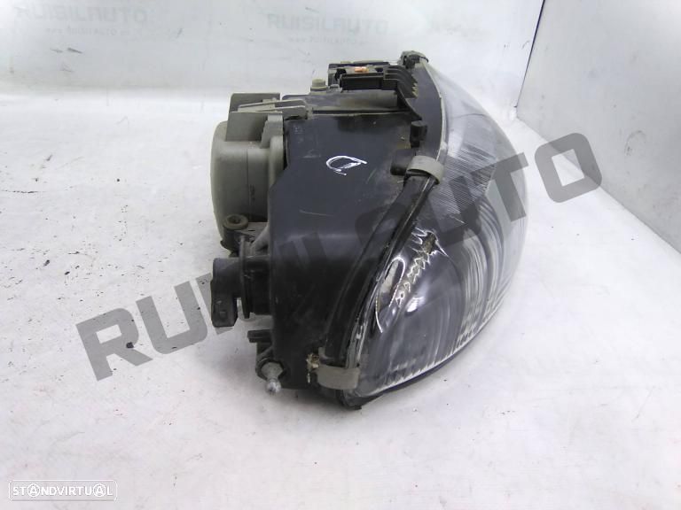 Ótica / Farol Direito  Fiat Brava [1995_2001] 1.2 16v 80 - 4
