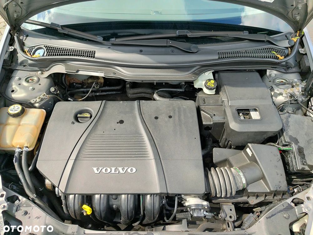 Volvo S40 1.8 Momentum - 26