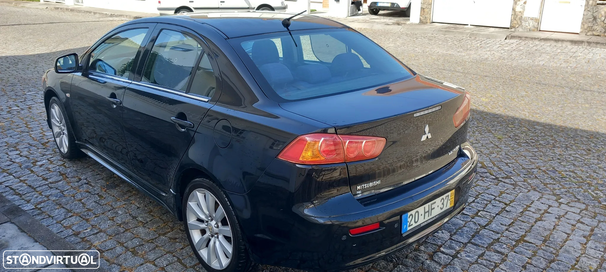 Mitsubishi Lancer 1.5 Invite - 10
