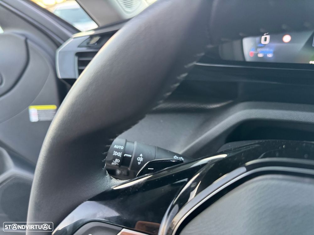 Peugeot 308 1.2 PureTech Allure Pack EAT8 - 22