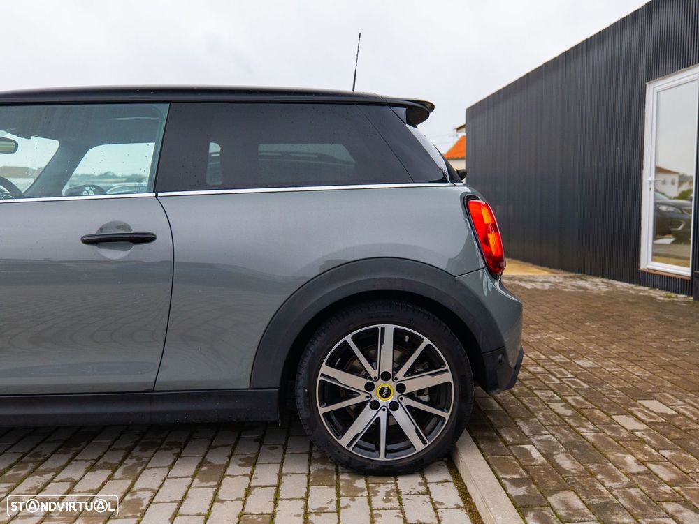 MINI 3 Portas Cooper SE Yours - 4