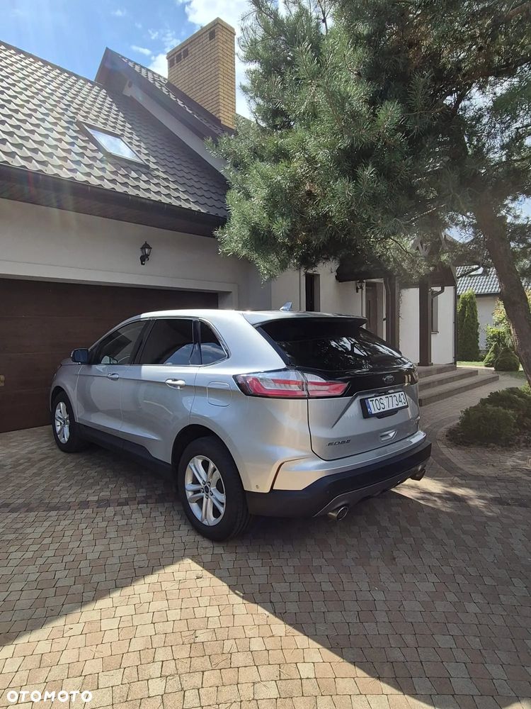 Ford Edge - 4