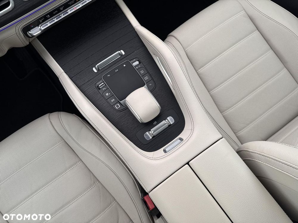 Mercedes-Benz GLE - 16