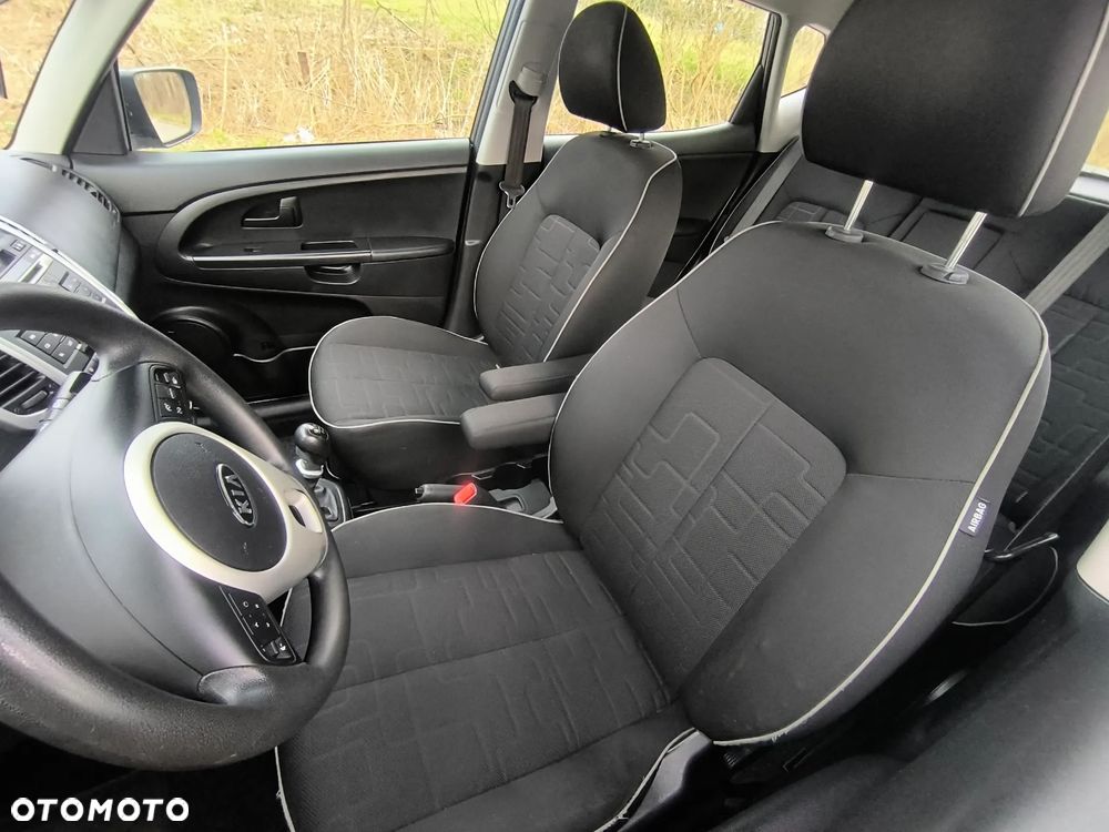 Kia Venga 1.4 CRDi M - 35