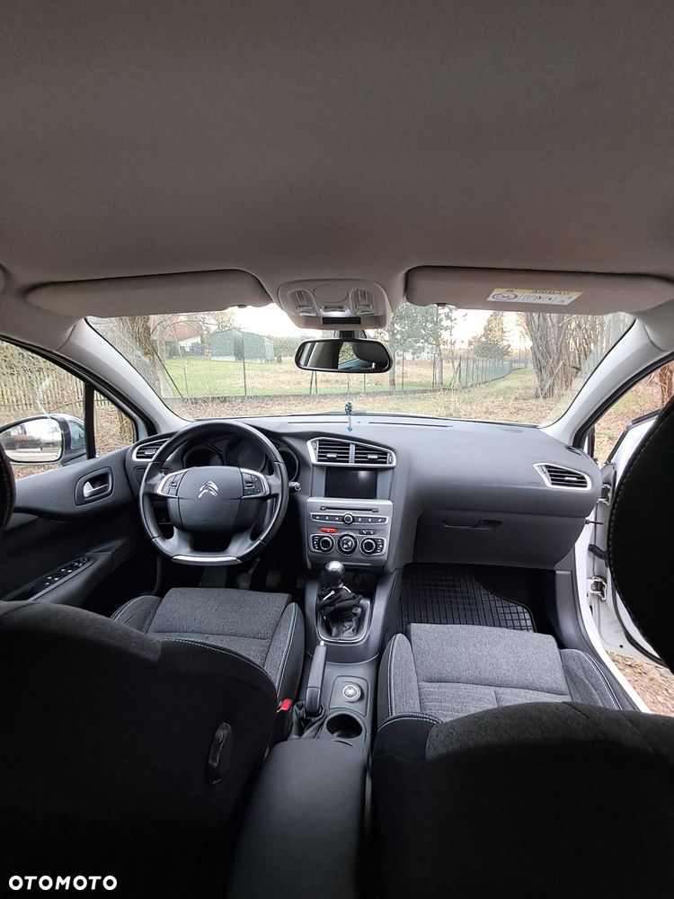 Citroën C4 1.2 e-THP Selection - 10