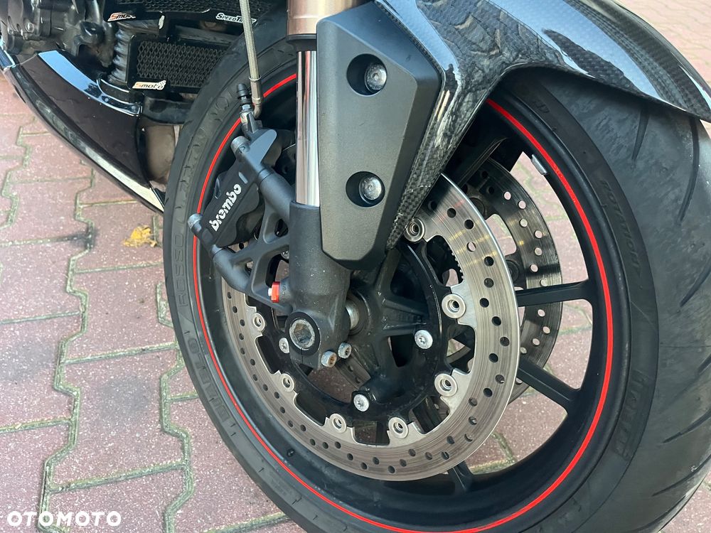 Triumph Speed Triple - 12