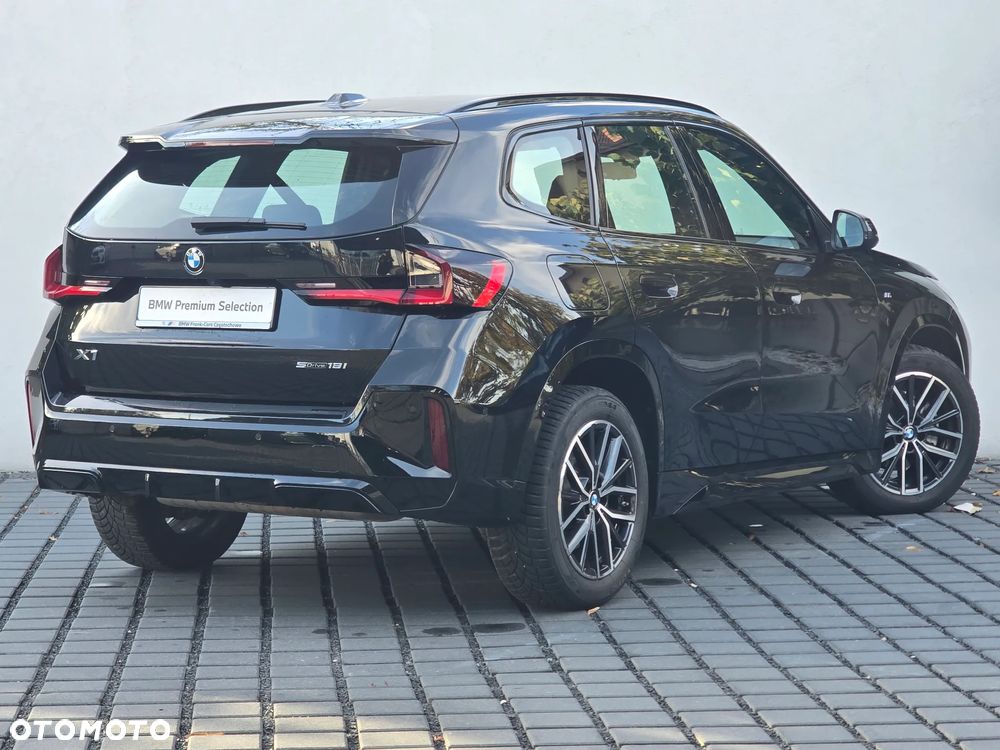 BMW X1 sDrive18i M Sportpaket - 2