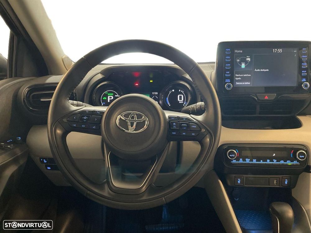 Toyota Yaris — fotografia 9