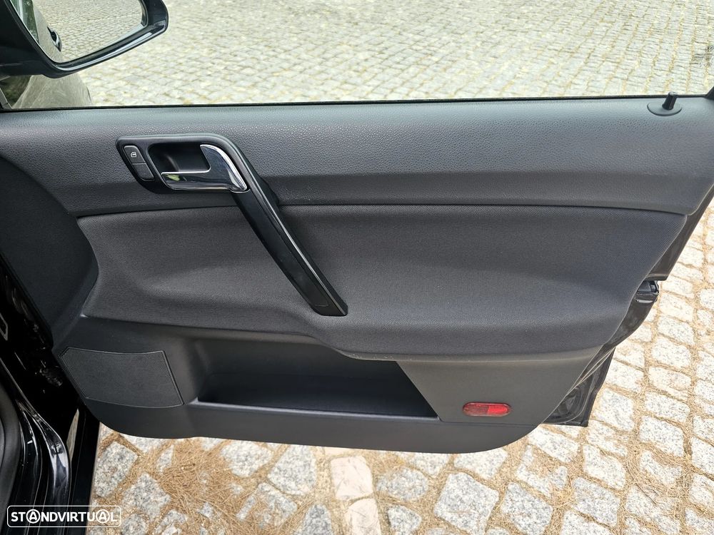 VW Polo 1.4 TDi Trendline - 23