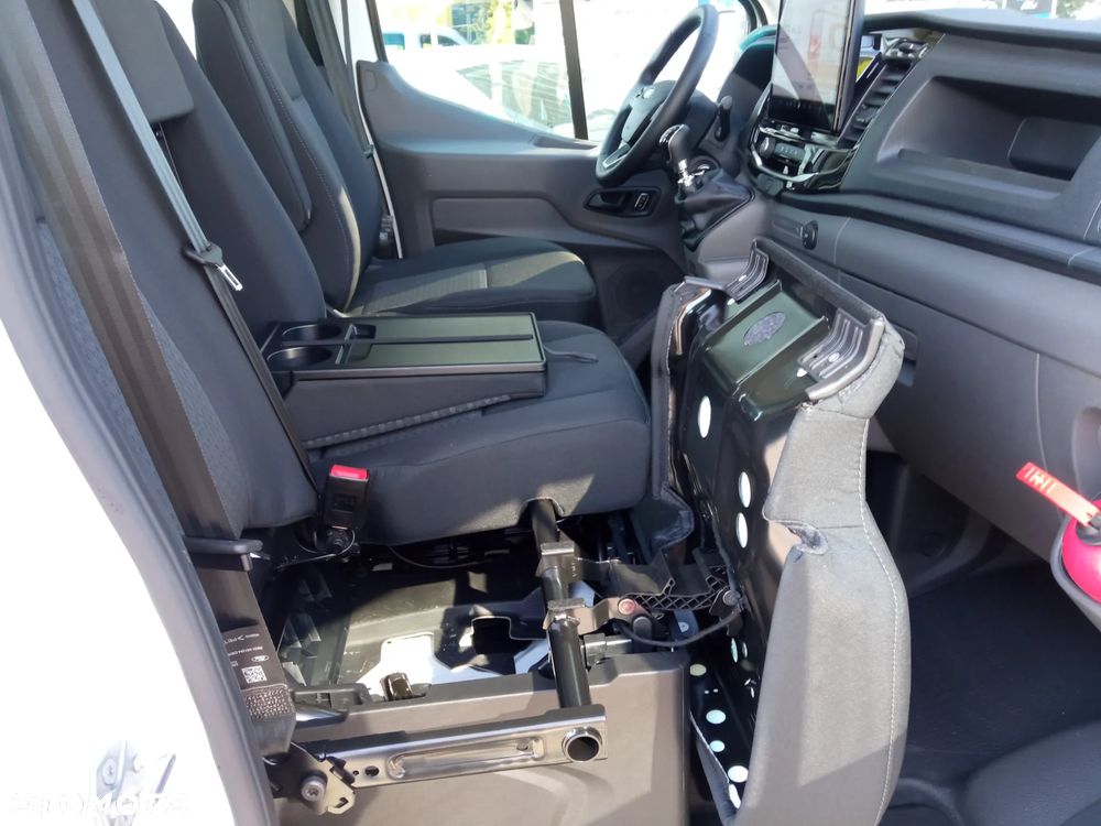Ford Transit - 15