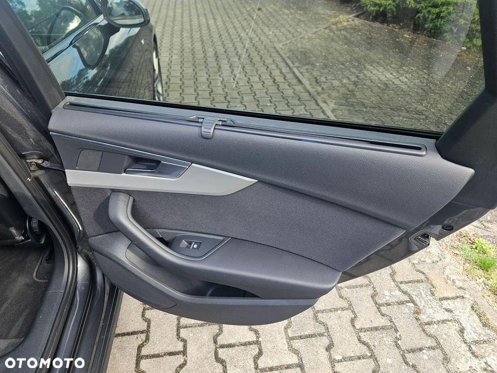 Audi A4 Avant 50 TDI quattro tiptronic S line - 24