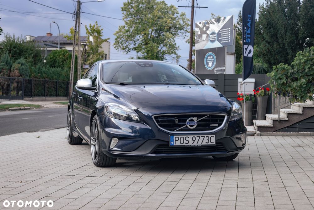 Volvo V40 D4 Geartronic RDesign - 39