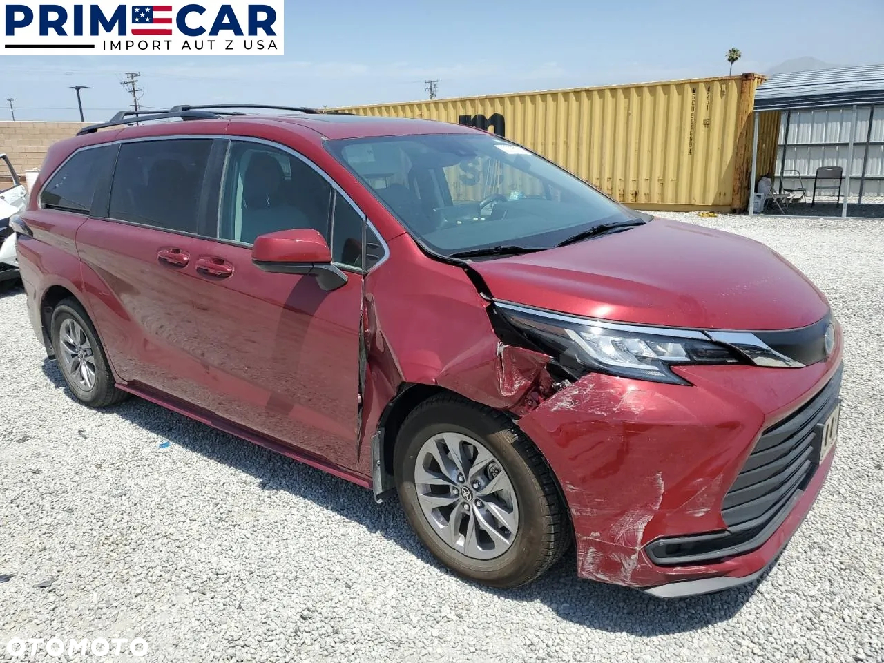Toyota Sienna - 4