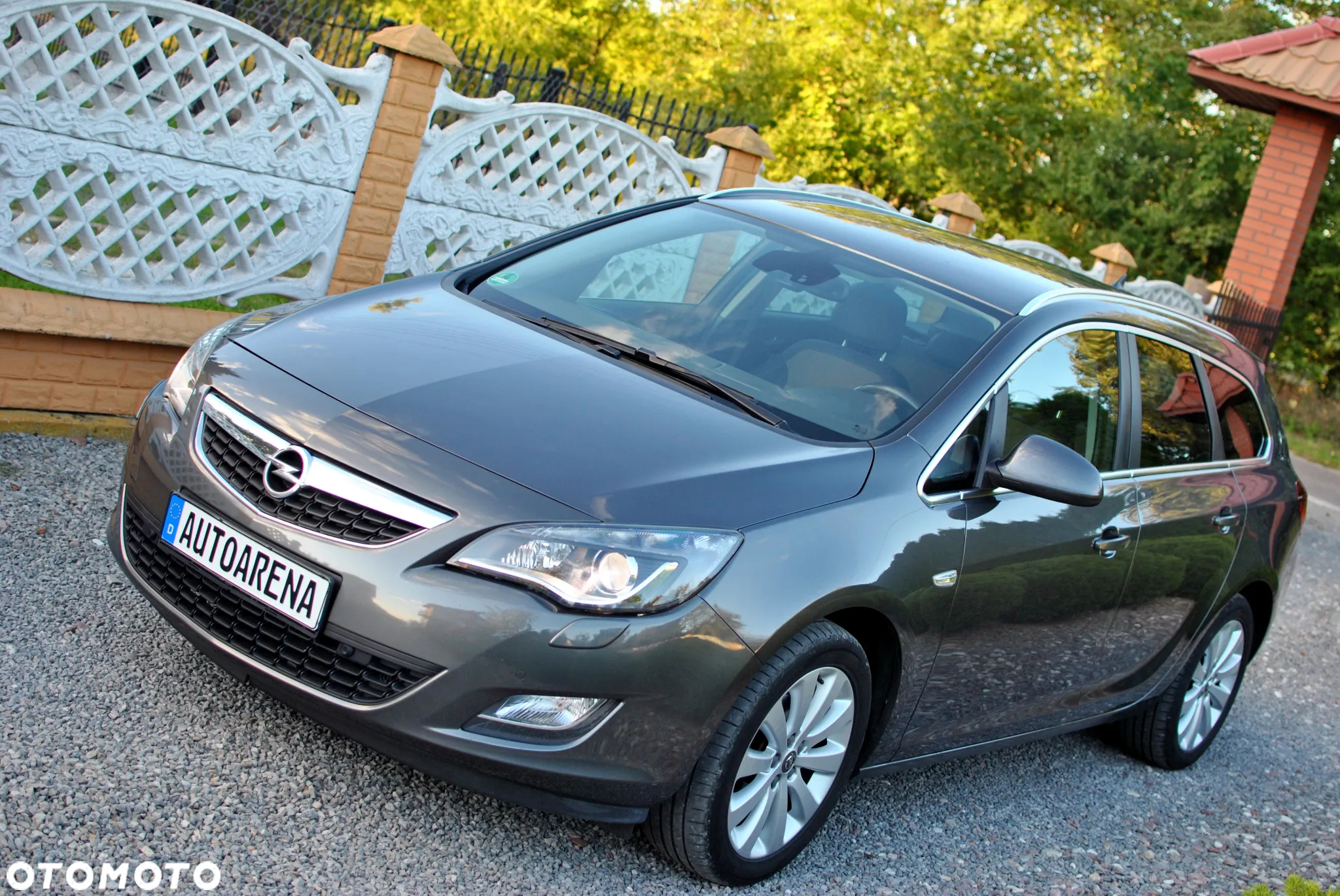 Opel Astra IV 1.4 T Cosmo - 14