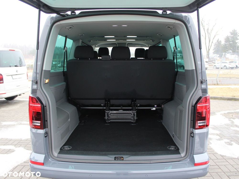 Volkswagen Caravelle - 15
