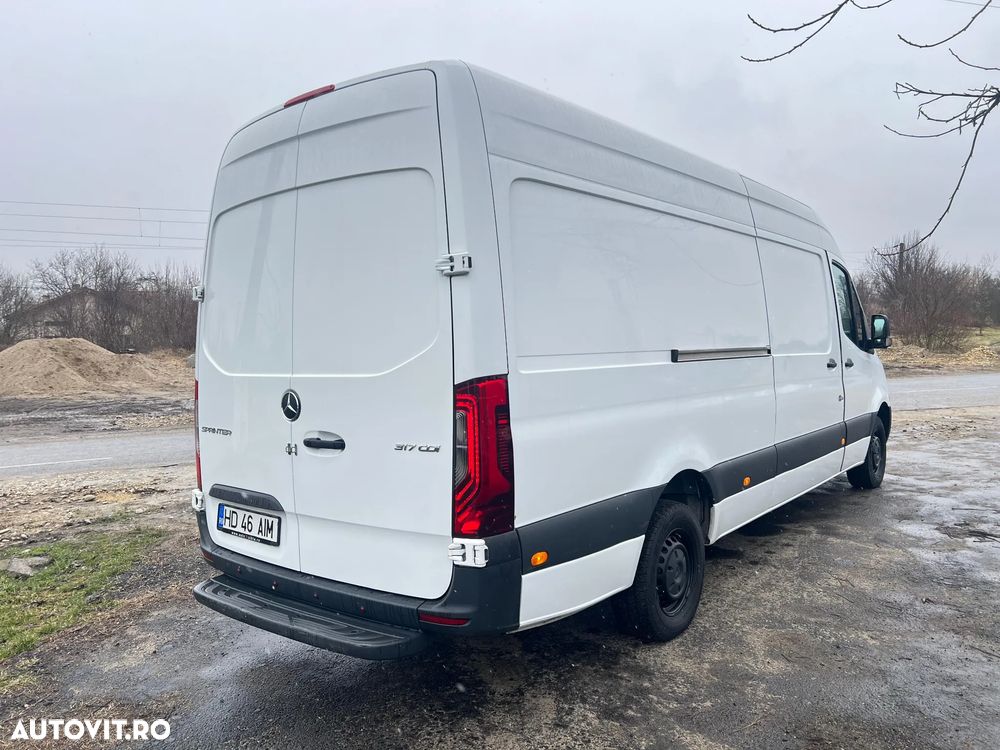 Mercedes-Benz Sprinter 317 - 6