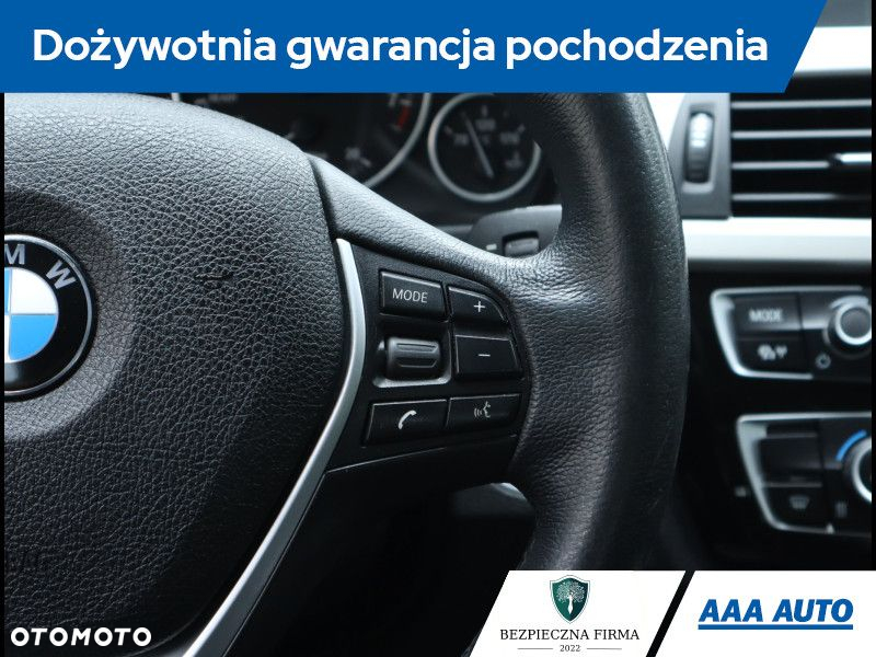 BMW Seria 3 - 22