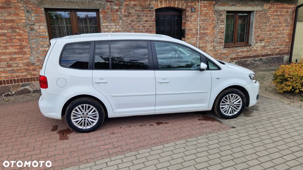 Volkswagen Touran 2.0 TDI DPF BlueMotion Technology DSG Cup - 9