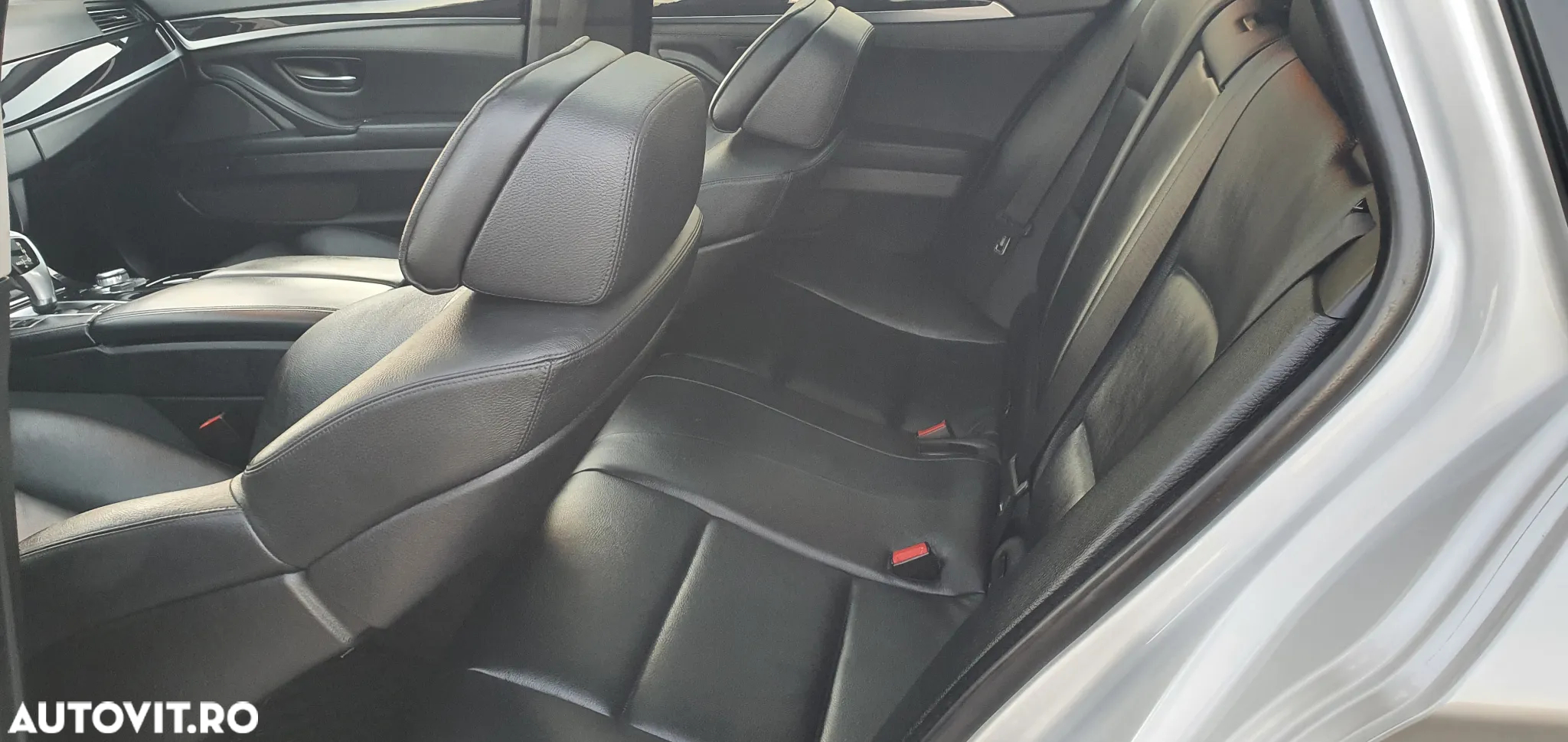 BMW Seria 5 525d Touring Sport-Aut. - 16