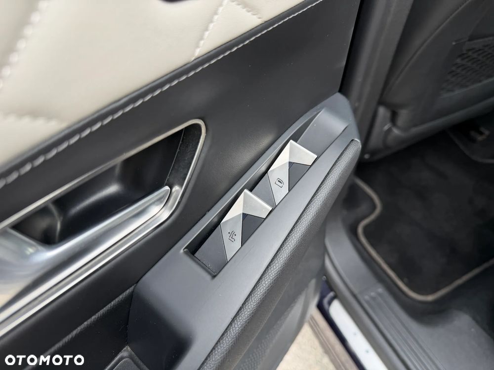 DS Automobiles DS 7 Crossback 1.6 E-Tense Bastille + - 35