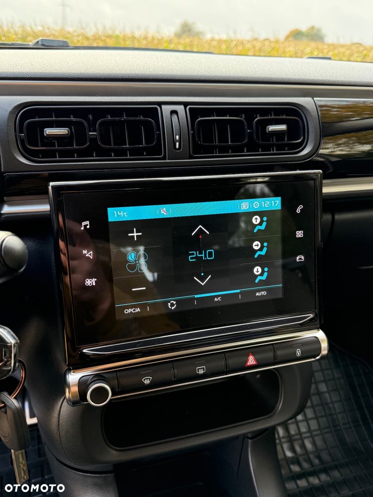 Citroën C3 1.2 PureTech Shine - 33