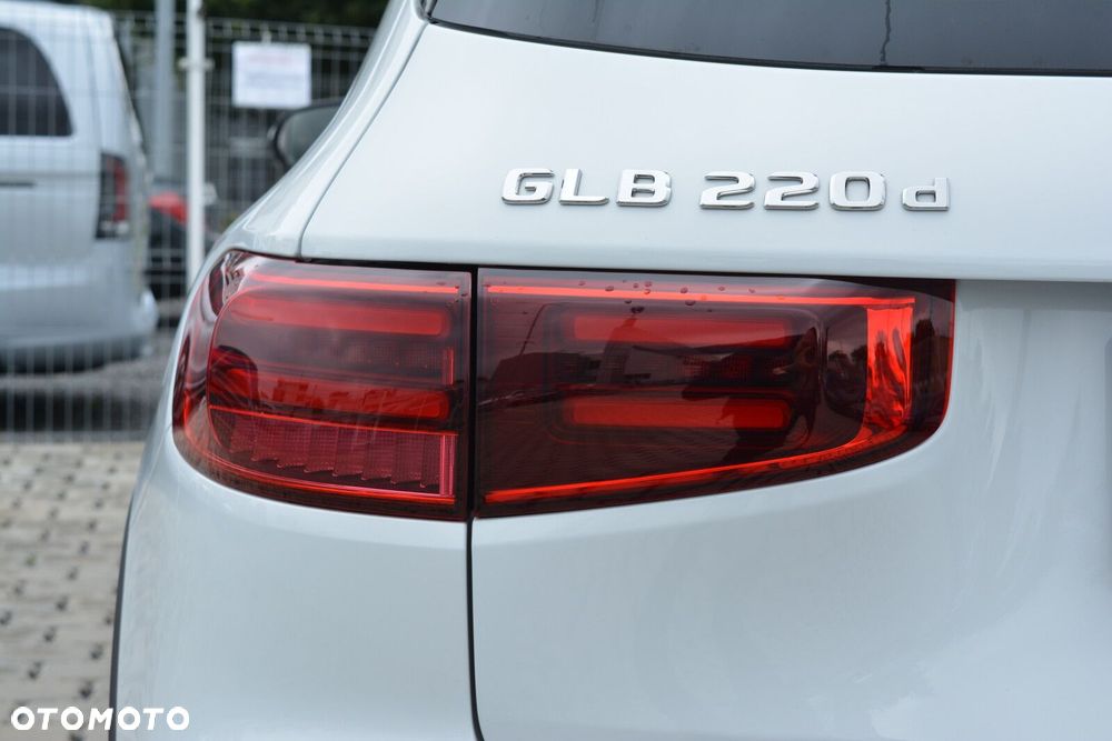 Mercedes-Benz GLB 220 d 4-Matic AMG Line 8G-DCT - 9