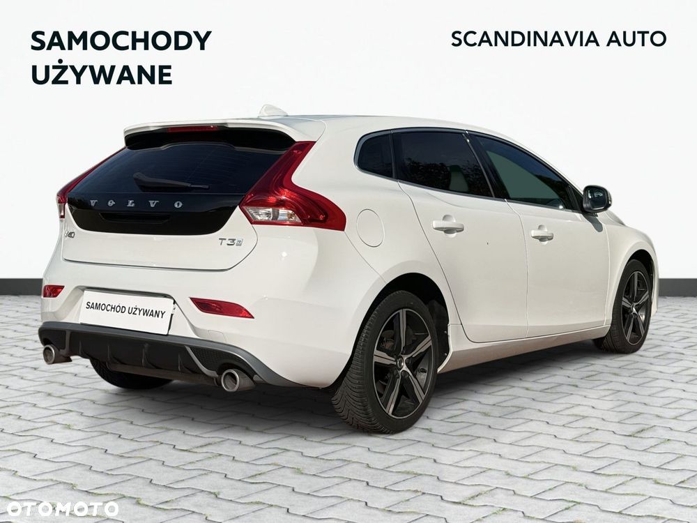 Volvo V40 T3 Drive-E R-Design Momentum - 5