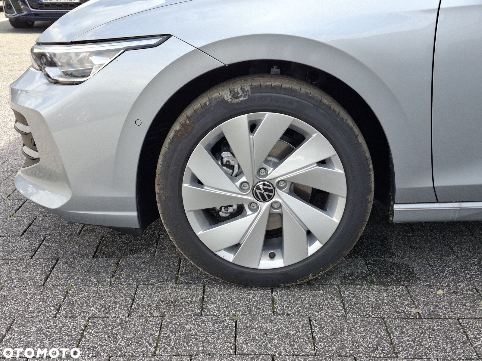 Volkswagen Golf VIII 2.0 TDI Life Plus - 4