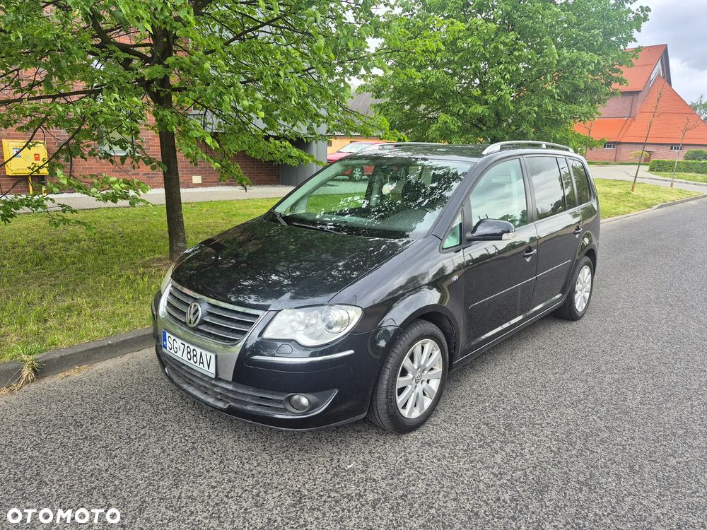 Volkswagen Touran 2.0 TDI Highline - 17