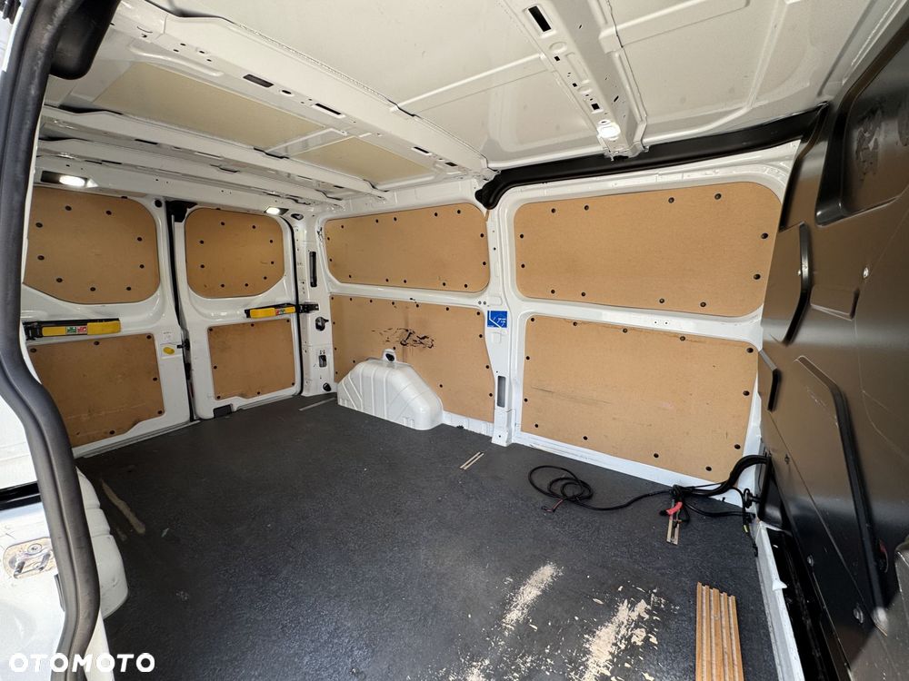 Ford Transit Custom - 19