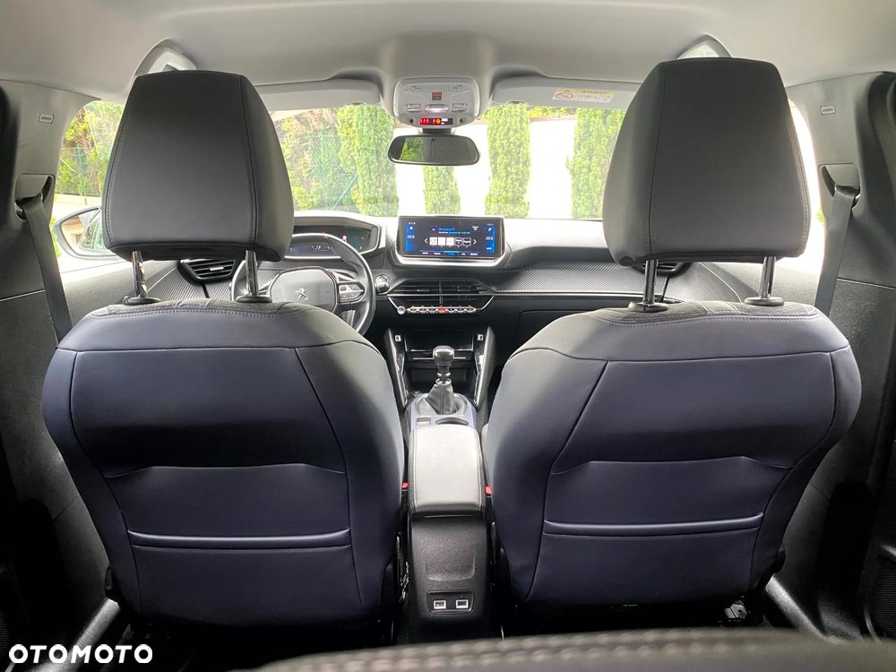 Peugeot 2008 - 13