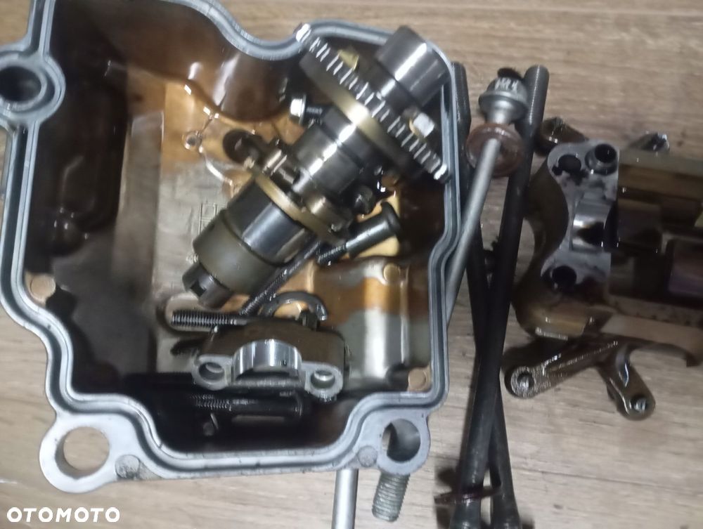 suzuki burgman 400 k3 k5 glowica - 4