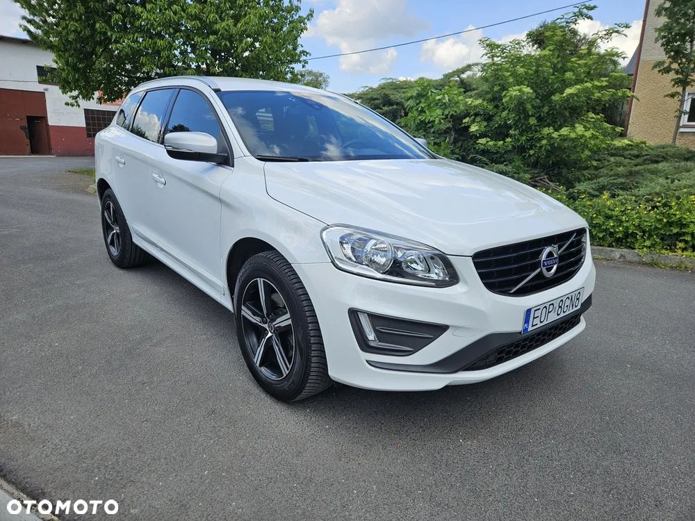 Volvo XC 60 D3 Drive-E R-Design Momentum - 6