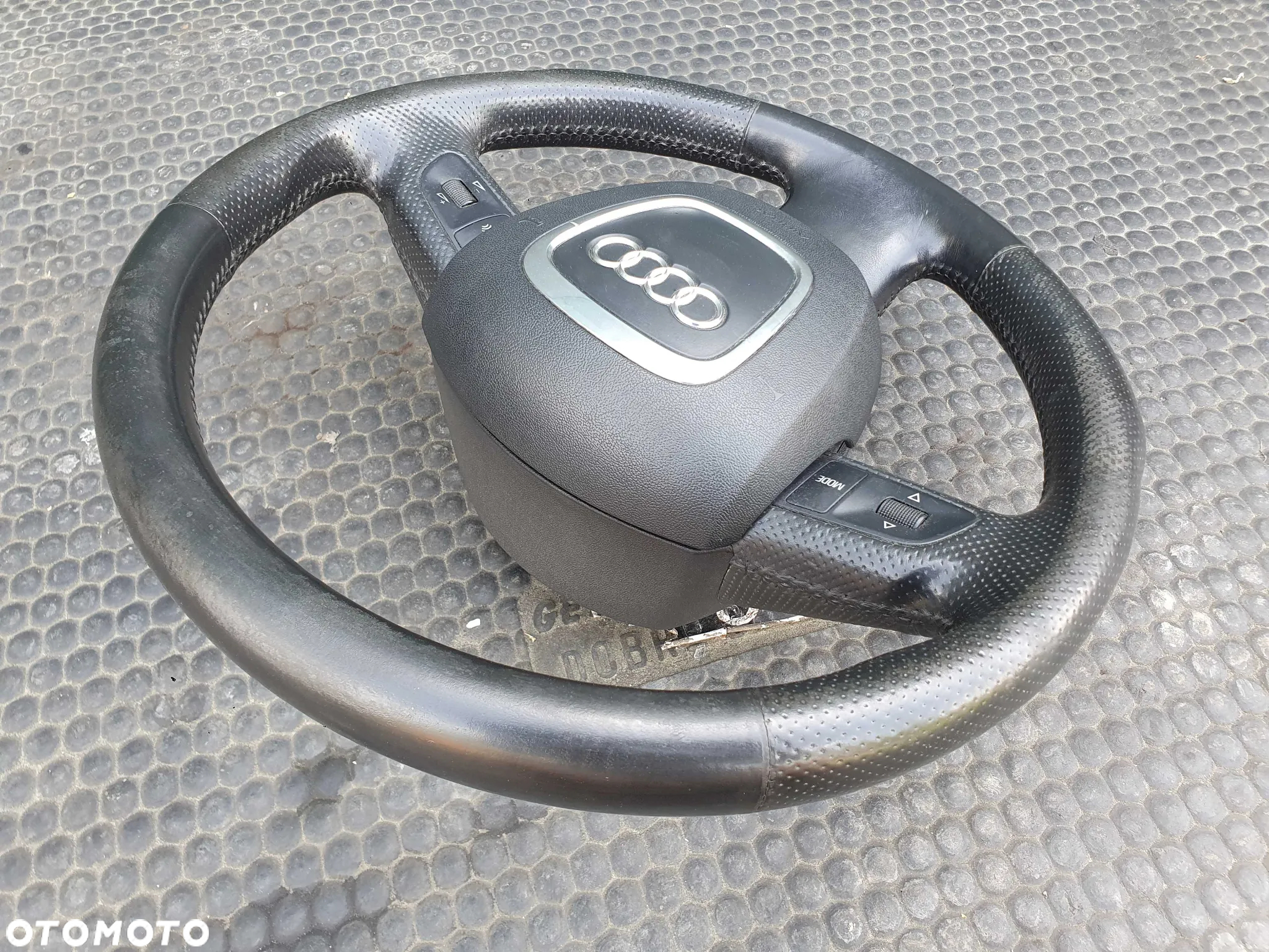 Kierownica Trzy 3 Ramienna Czarna Pikowana Skóra Air Bag Poduszka Wtyczka AUDI A4 B6 B7 - 10