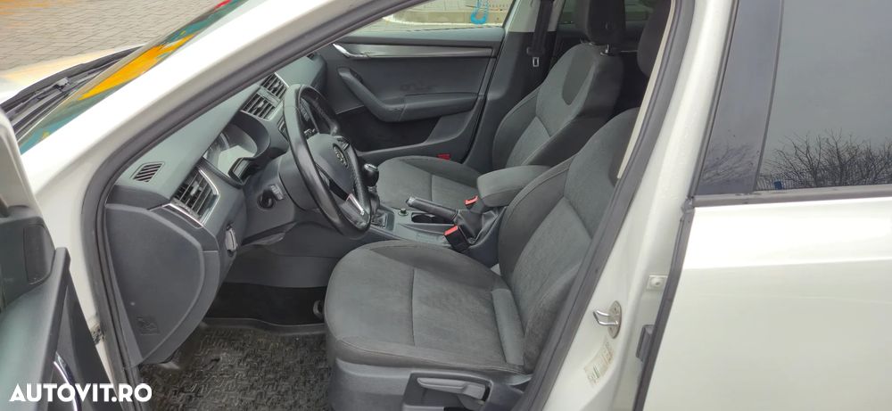 Skoda Octavia 2.0 TDI 4X4 Style - 11