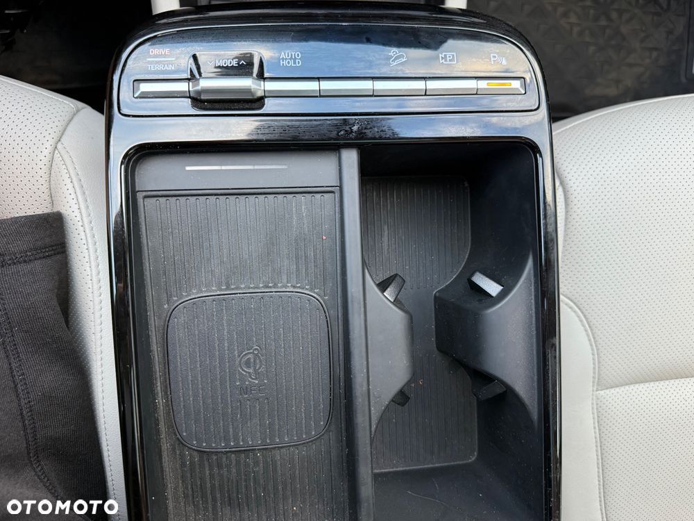 Hyundai Tucson 1.6 T-GDi HEV Platinum 4WD - 25
