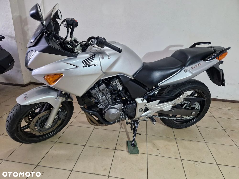 Honda CBF - 1