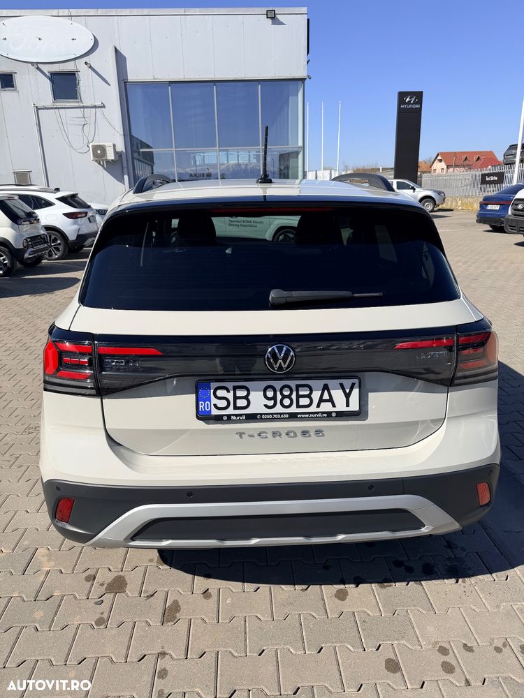Volkswagen T-Cross 1.0 TSI DSG Life - 17
