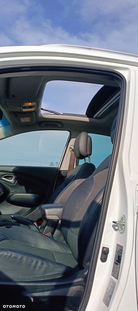 Hyundai ix35 2.0 CRDi Premium 4WD - 21