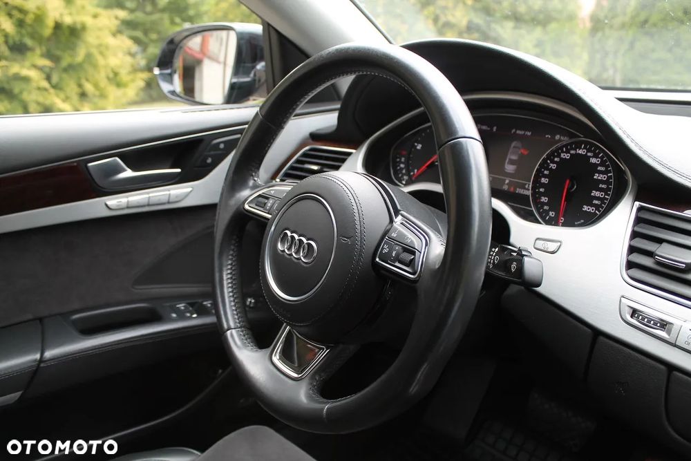 Audi A8 3.0 TDI Quattro - 32