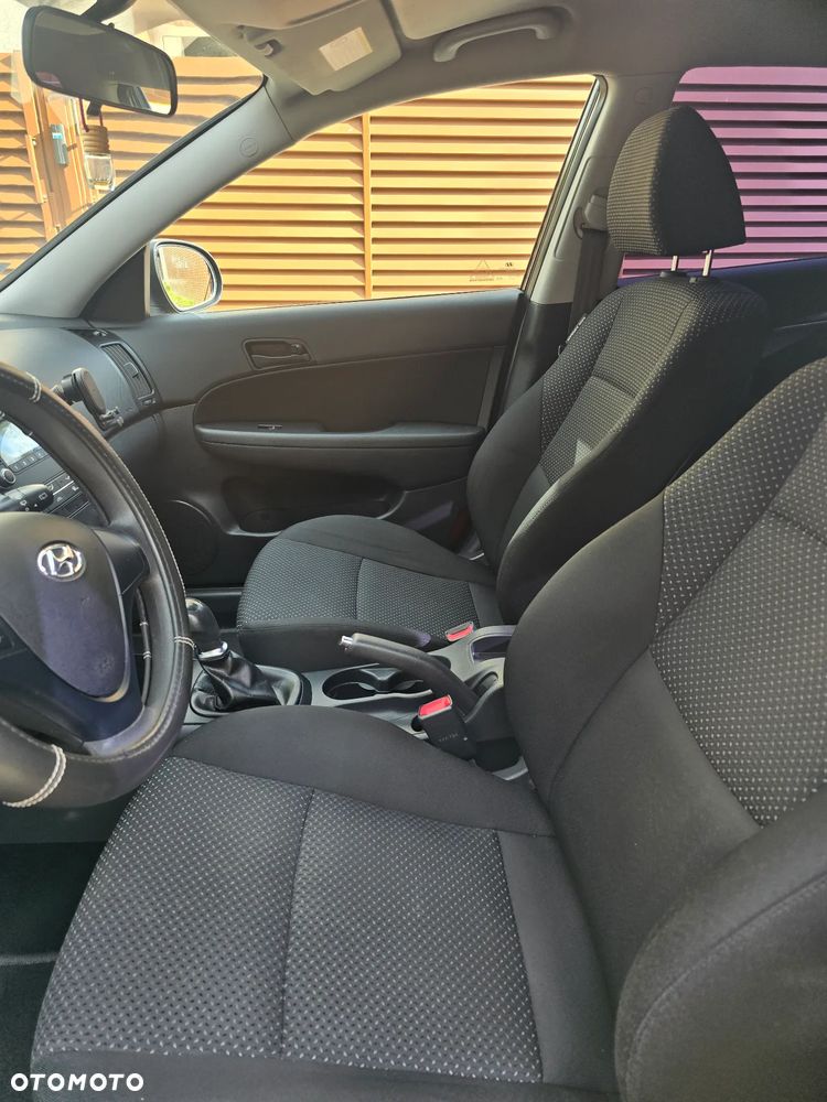 Hyundai i30 1.6 CRDi Blue Classic - 12
