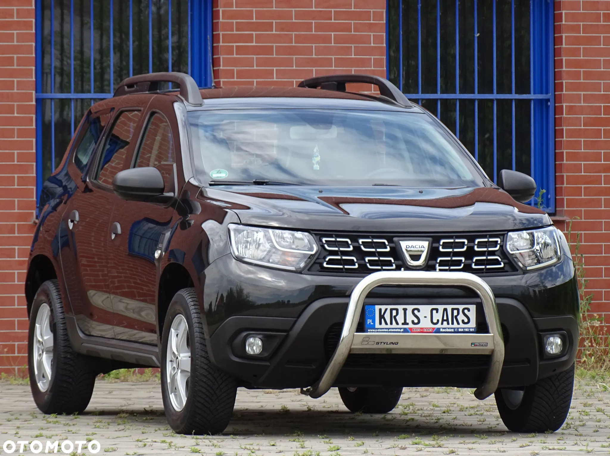Dacia Duster 1.6 SCe Blackshadow S&S - 3