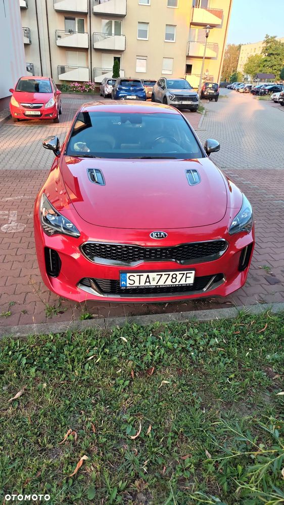 Kia Stinger - 2