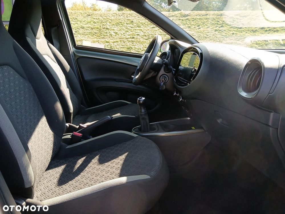 Toyota Aygo X 1.0 VVT-i Style - 9
