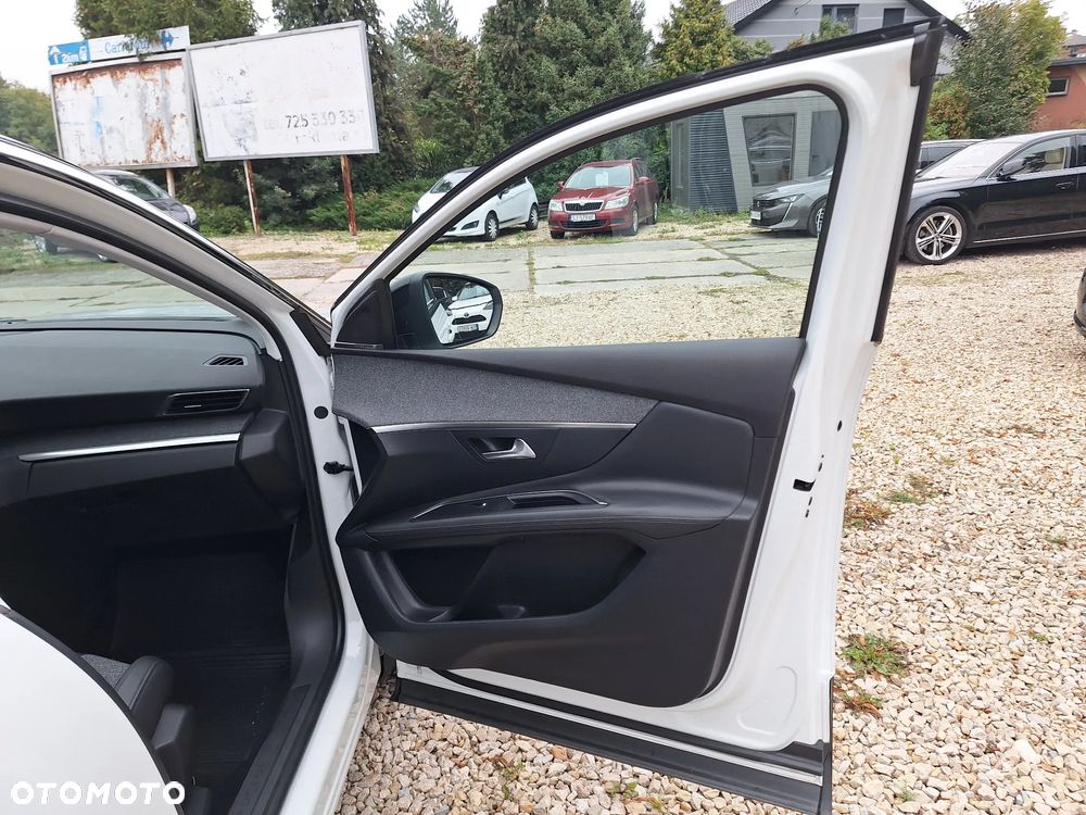 Peugeot 3008 1.6 THP Allure S&S EAT6 - 19